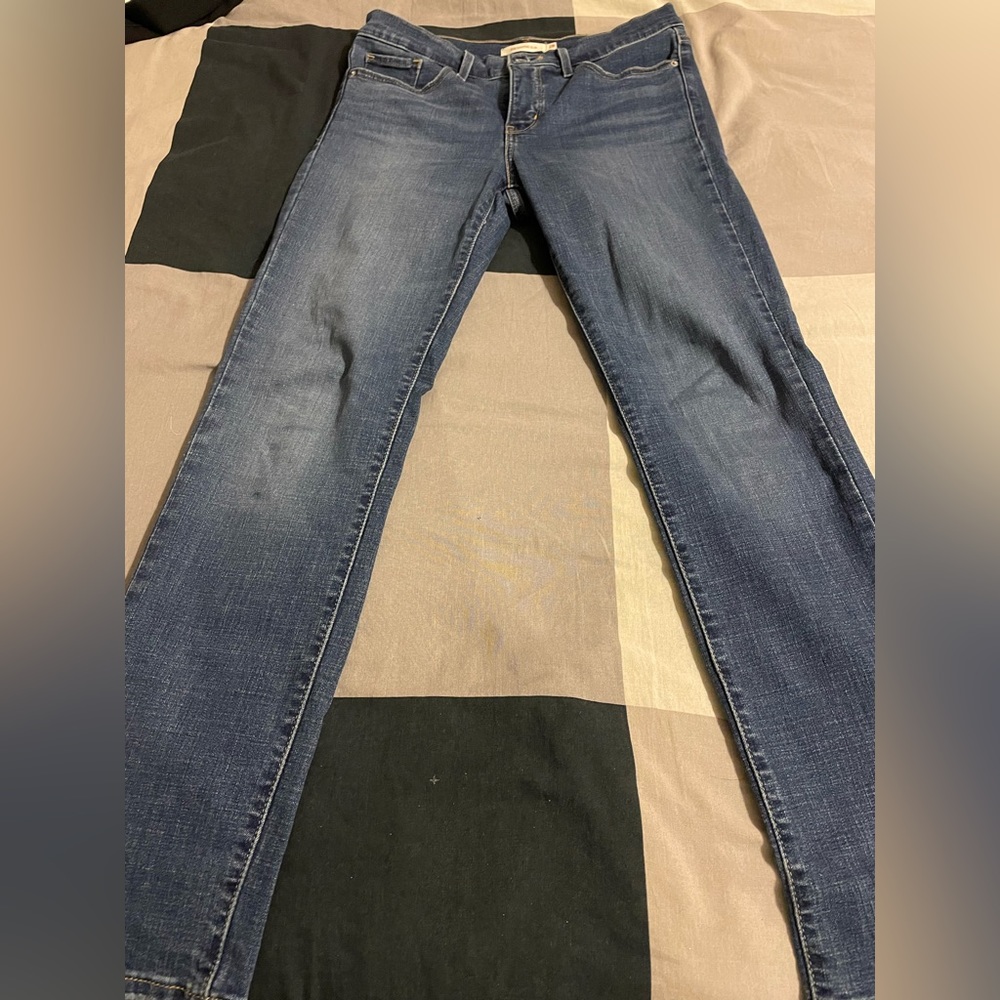 Indigo Levi’s 312 Jeans